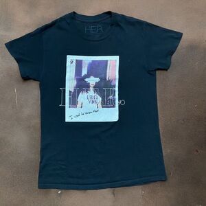HER Official Merch I Used To Know H.E.R. Black Tee T-Shirt Women's Size Small
